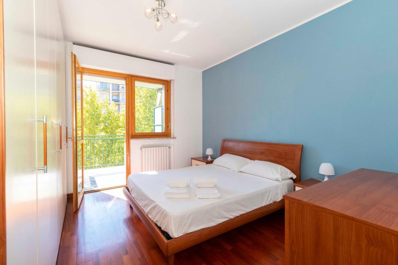 Apartamento Cozy&Spacious Apt 2 Min Walk From The Tram Stop! Turín Exterior foto