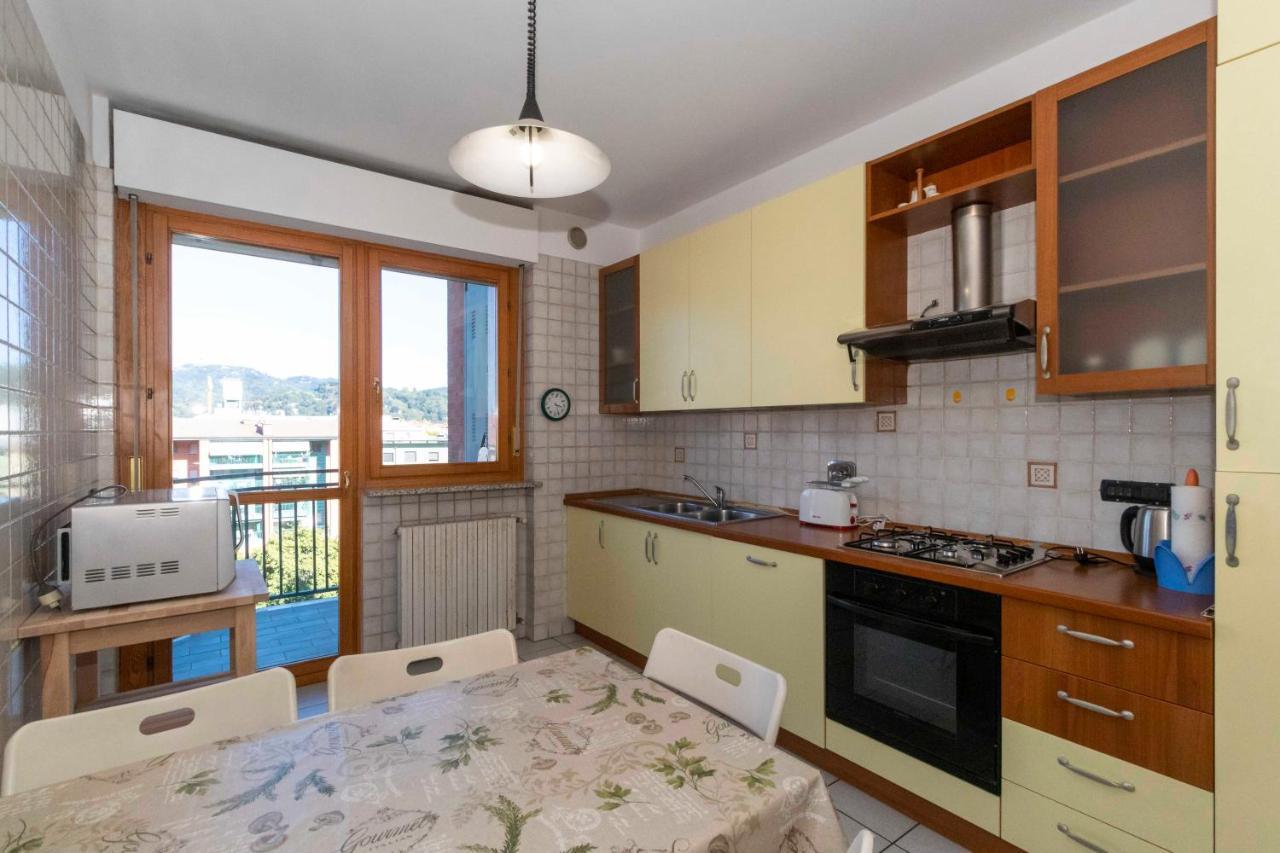 Apartamento Cozy&Spacious Apt 2 Min Walk From The Tram Stop! Turín Exterior foto