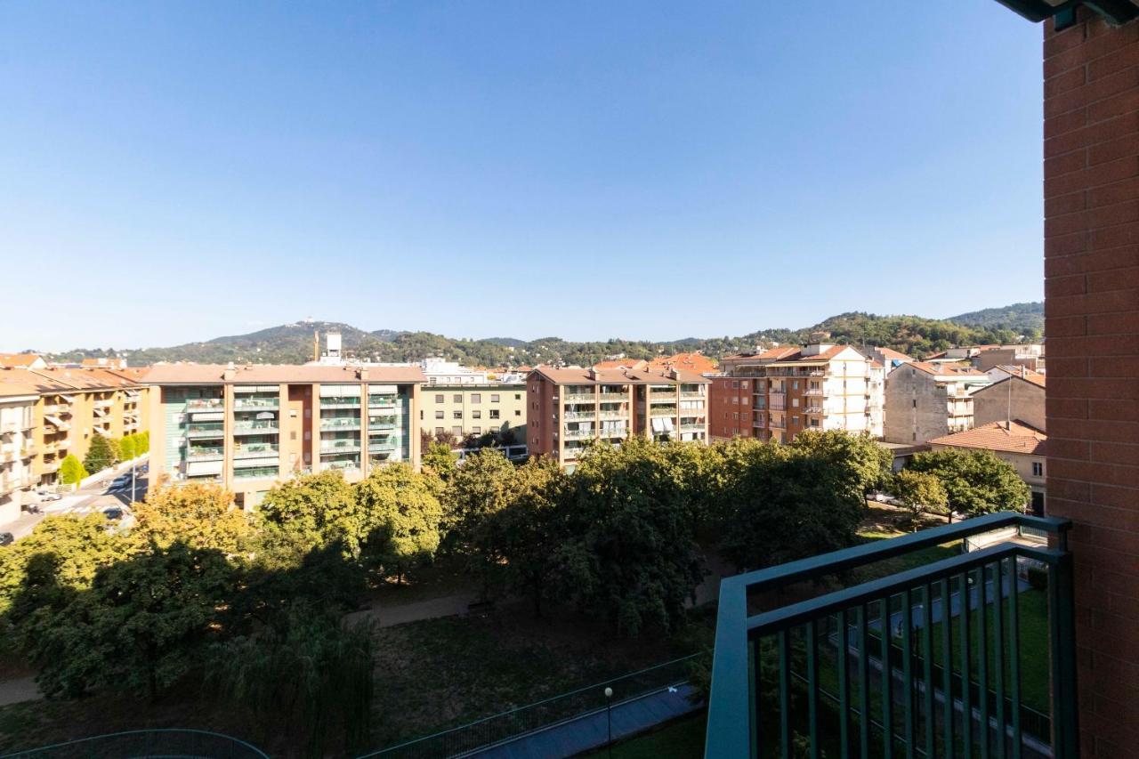 Apartamento Cozy&Spacious Apt 2 Min Walk From The Tram Stop! Turín Exterior foto