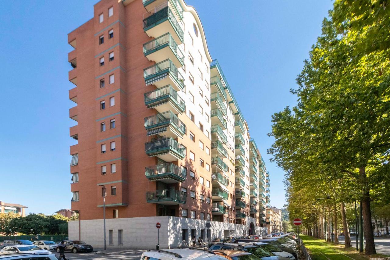 Apartamento Cozy&Spacious Apt 2 Min Walk From The Tram Stop! Turín Exterior foto